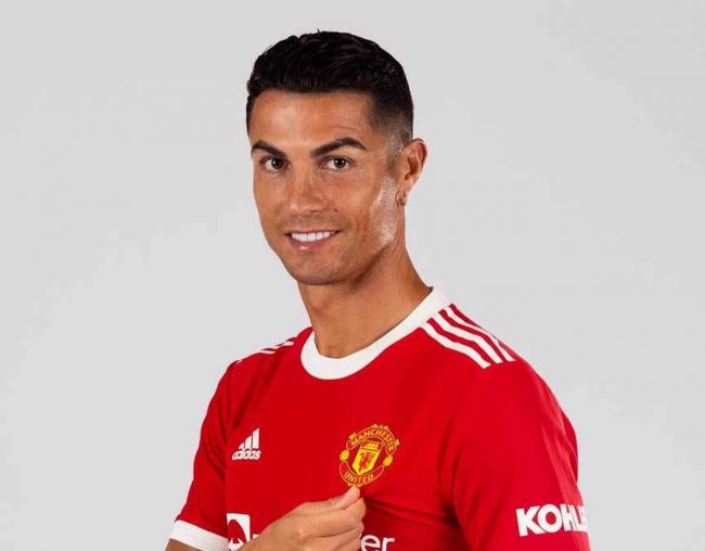روني: كريستيانو رونالدو بامكانه اللعب حتى سن 40