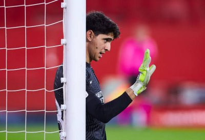 لوبيتيغي حائر بين بونو ودميتروفيتش!