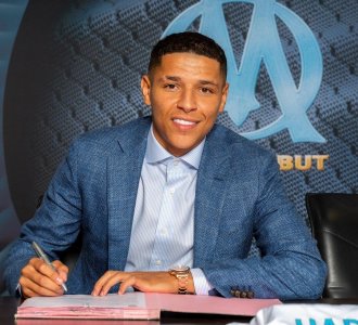 المدير الرياضي في شالك: صفقة حارث أصابتنا بالجنون!