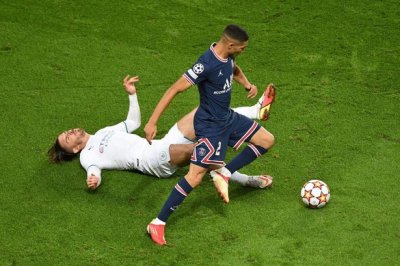 صحيفة  ميرور : حكيمي يسخر من غريليش