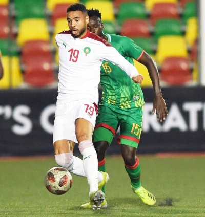 وحيد صم أذنيه وتحدى إشبيلية والفريق الإسباني مستاء!