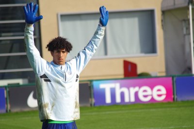 محبط الجزائريين أول الواصلين لمعسكر الأسود