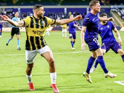 طنان يسابق الزمن بحثا عن مخرج!