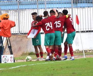 لاعب الفتح يسب عبوب بكلمات نابية أمام لاعبي المنتخب المغربي للشبان