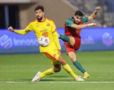 مدرب جديد لوليد أزارو