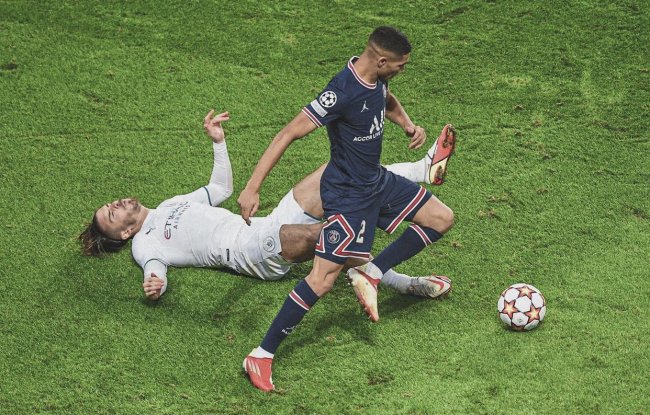 حكيمي لن يشارك رسميا في مباراة اليوم