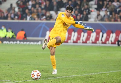 بونو ينقل إشبيلية لمستويات قياسية