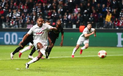 العرابي يعادل رقم هذين اللاعبين أوروبيا