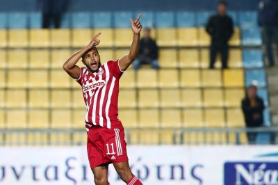 العرابي منح العلامة الكاملة لأولمبياكوس