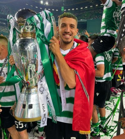 سبورتينغ ليشبونة يمدد عقده مع فضال