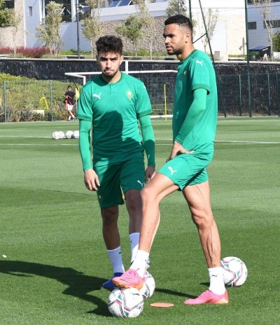 النصيري يغادر معسكر الفريق الوطني