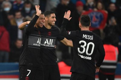 فوز من رحيم المعاناة لزملاء حكيمي وتألق مثير لميسي