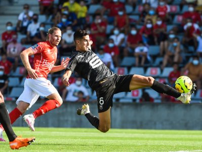 نايف أكرد قيمته التسويقية في تصاعد