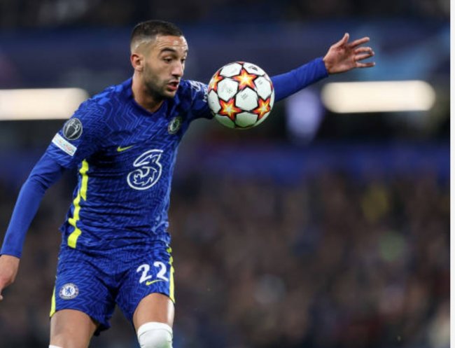 الصحافة الإيطالية تؤكد:  حكيم زياش إلى ميلان الشهر المقبل