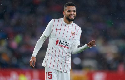 أرسنال يجدد أهتمامه بيوسف النصيري