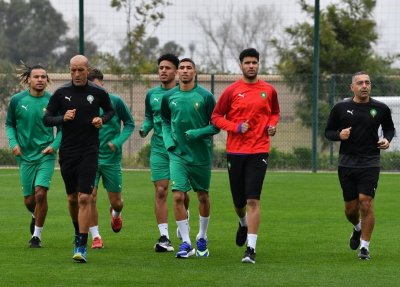 المنتخب الوطني يكتفي بحصة واحدة اليوم السبت