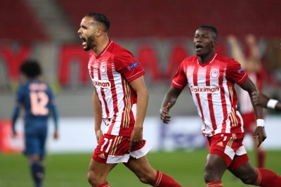 العرابي يخوض آخر مفاوضاته في اليونان قبل المغادرة