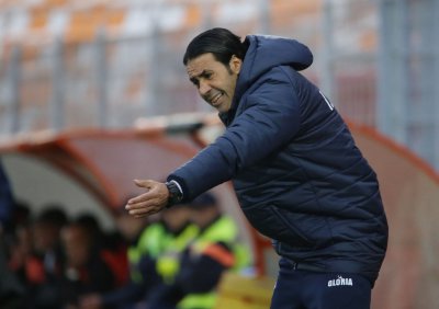 هشام الدميعي يختار 24 لاعبا لمعسكر المنتخب الأولمبي