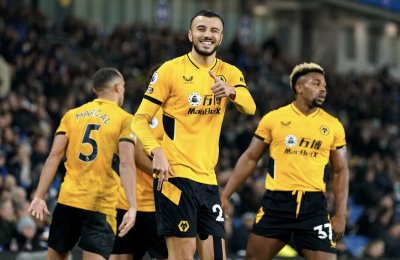 الذئاب تنتظر سايس لتجديد العقد