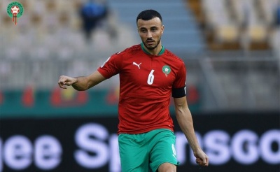 عميد الأسود تدرب وحيدا
