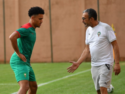 تأكيدا لإنفراد  المنتخب  ريان مايي يشارك في الحصة الجماعية