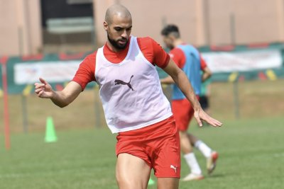 فريق كبير بأنجلترا يريد شراء عقد أمرابط بهذا السعر