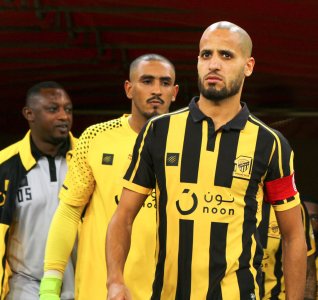 كريم الأحمدي: لعبت في هولندا وانجلترا ولم أر مثل جماهير الإتحاد