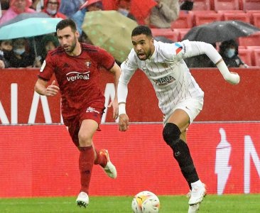 كل الأنظار تتجه للنصيري في إشبيلية