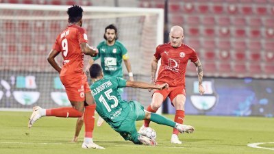 بوفتيني يوقع ثاني هدف في دوري نجوم قطر