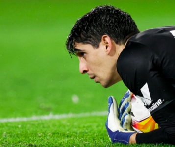 بونو يعيد الابهار الاوروبي لاشبيلية