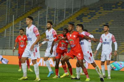 تقرير  المنتخب  : أزمة ثقة تهدد الوداد امام الزمالك!!