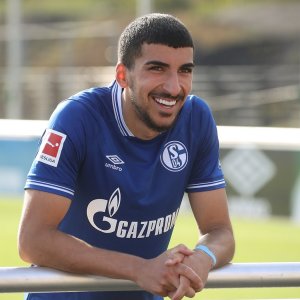 المدير الرياضي لشالك يكشف رأيه في إنتقال بوجلاب لهلسنكي