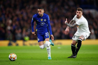 مدربا أسود اشبيلية وزياش قد يلتحقا بمانشستر يونايتد!