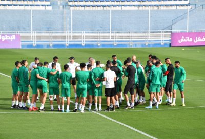 وحيد: ليس لدي 11 لاعبا رسميا