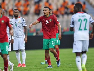 يميق ومايي: خروج اضطراري