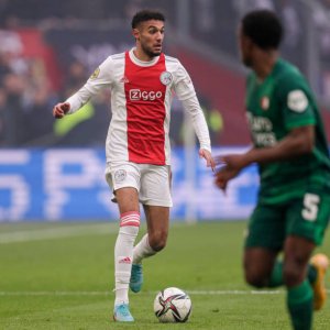 فوز استراتيجي لمزراوي منح الصدارة لاجاكس