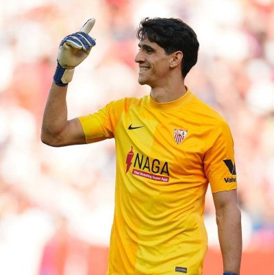 شكوك حول إمكانية ظهور بونو أساسيا أمام برشلونة