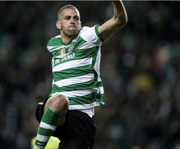 الطاهر لخلج يدافع عن الجزائري إسلام سليماني