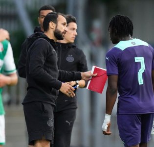 عادل رمزي مدربا لأيندهوفن