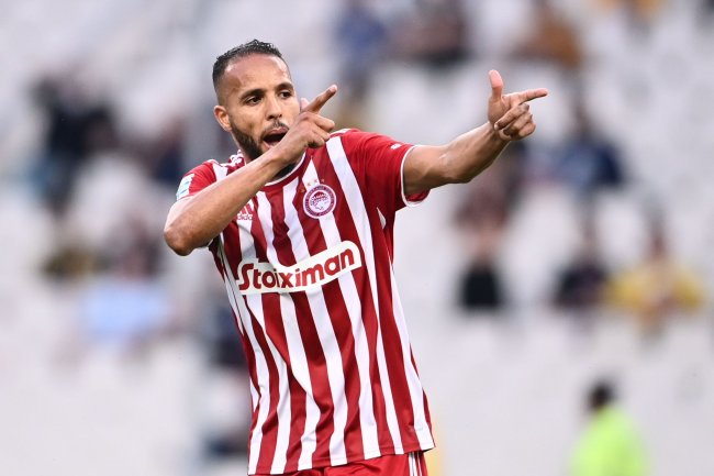 العرابي يزلزل أثينا بهاتريك في غياب أمرابط