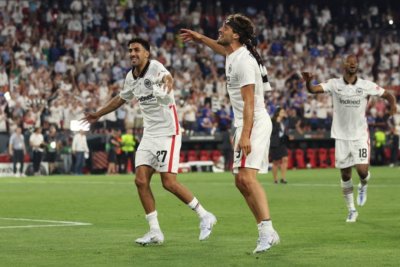 برقوق يحصل على لقب العمر