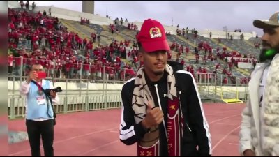 أوناحي ودادي بشعار  الوينرز 