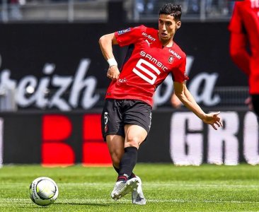 لماذا يبحث نايف أكرد عن سكن في لندن؟