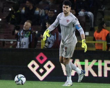 هاتاي سبور يشكر المحمدي ويعلن انفصاله عنه