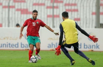 نجم الوداد يسرق الأنظار ووحيد يثني عليه