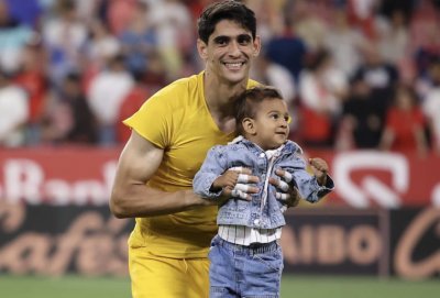 حماة العرين: بونو الأفضل بلا خلاف و«زامورا» أكبر اعتراف