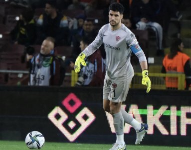 منير المحمدي يؤجل البث في مستقبله