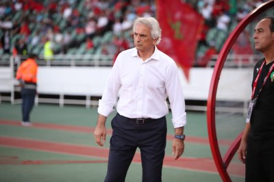 هذا ما يتم تداوله بقوة.. وحيد سيرحل بعد مباراة ليبيريا