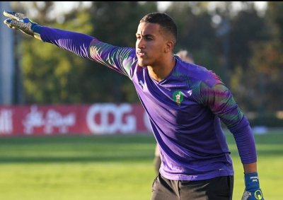 تلمساني أراد الضغط بورقة الجزائر لإستدعائه لعرين الأسود