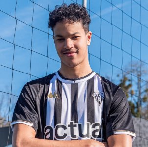 امين سلامة ..يقدم هدف الاضاءة